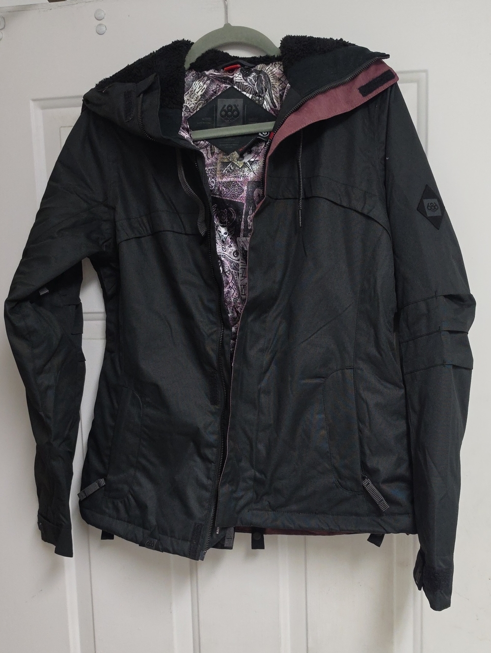 686 Parklan Mystique Insulated Jacket in black